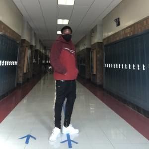 Meet your Posher, Deshineo